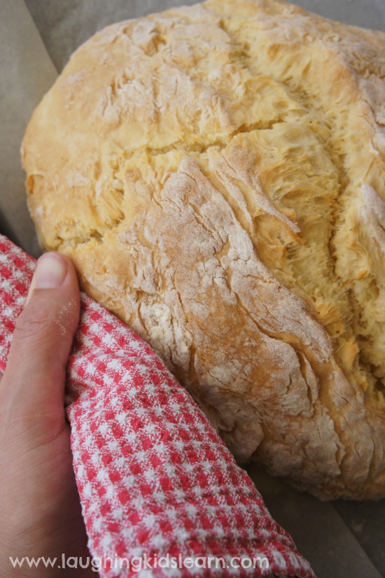 3 ingredient damper bread for Australia Day