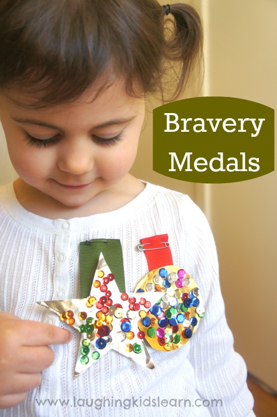 Craft in making bravery medals. Great activity for ANZAC Day and teaching children about bravery. 