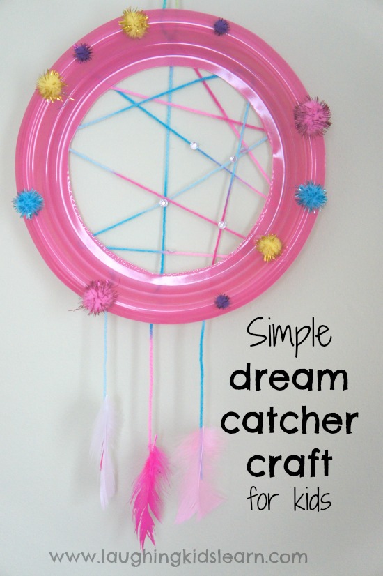 Simple dream catcher craft for kids - Laughing Kids Learn