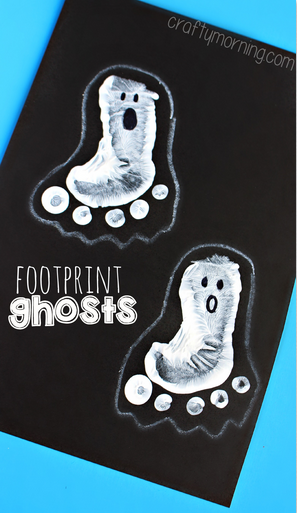 footprint-ghosts-halloween-craft-for-kids