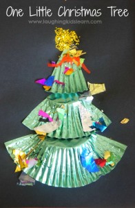 One little christmas craft of a tree using a cupcake patty pan.