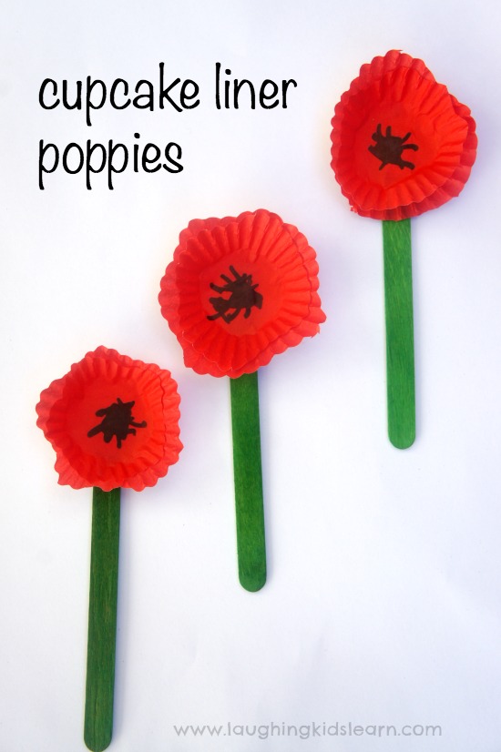 Red memorial poppy craft using a cupcake liner 