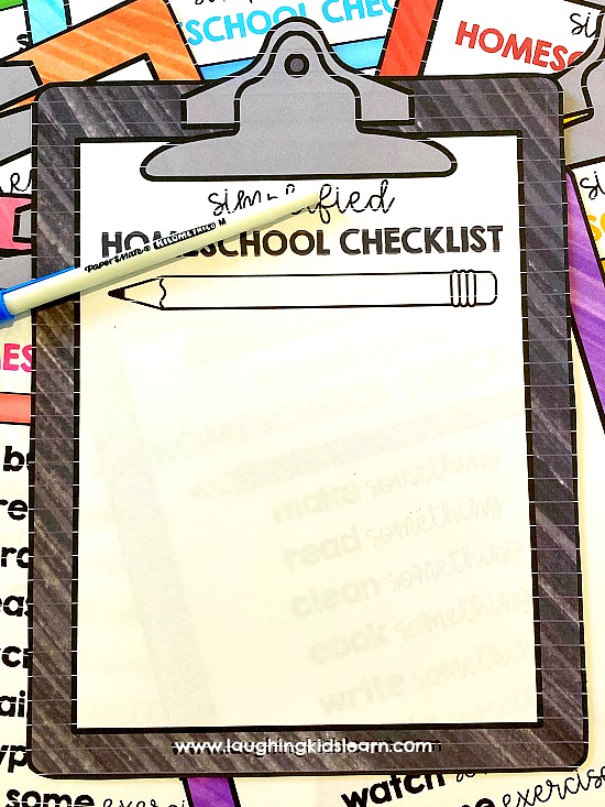 Free and fun teaching tool.  homeschool program checklists for parents to use with children. 6 different checklists #homeschool #homeschooling #digitallearning #digitallearningtools 